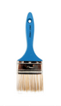 Pinceau plat de 3 pouces avec manche en plastique bleu et poils synthétiques blancs.