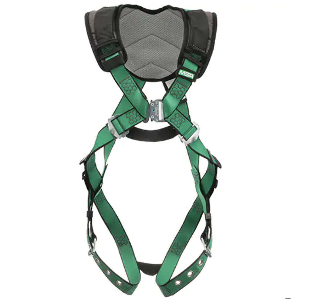 Harnais de sécurité vert et noir de marque MSA avec rembourrage au niveau des épaules, boucles à dégagement rapide, et sangles ajustables aux cuisses et à la taille pour un confort et une sécurité optimaux en hauteur.