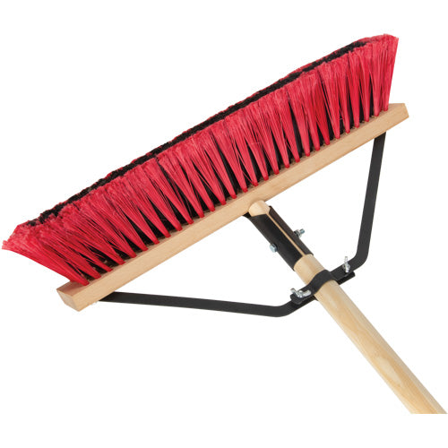 Balai-brosse à manche renforcé, 18", Moyen, Soies PVC - JQ457