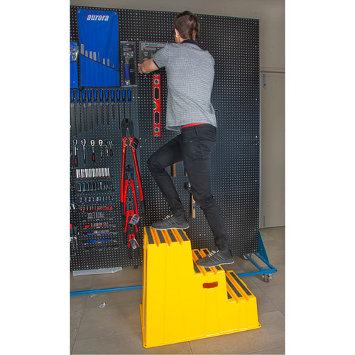 Escabeau industriel, 3 marches, 34-13/16" x 22-7/16" x Hauteur 28-1/2" - MP772