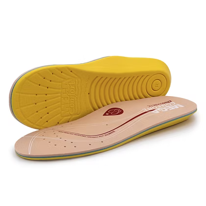Semelles Mega Comfort Ergodiabetic beiges, une retournée montrant le dessous jaune