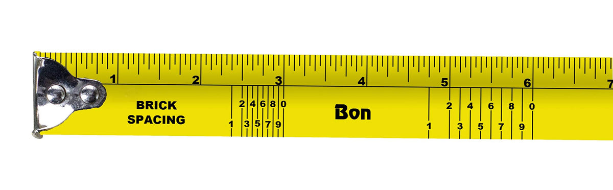 Gros plan de la lame du ruban Bon à espacement de briques, graduée en pouces
