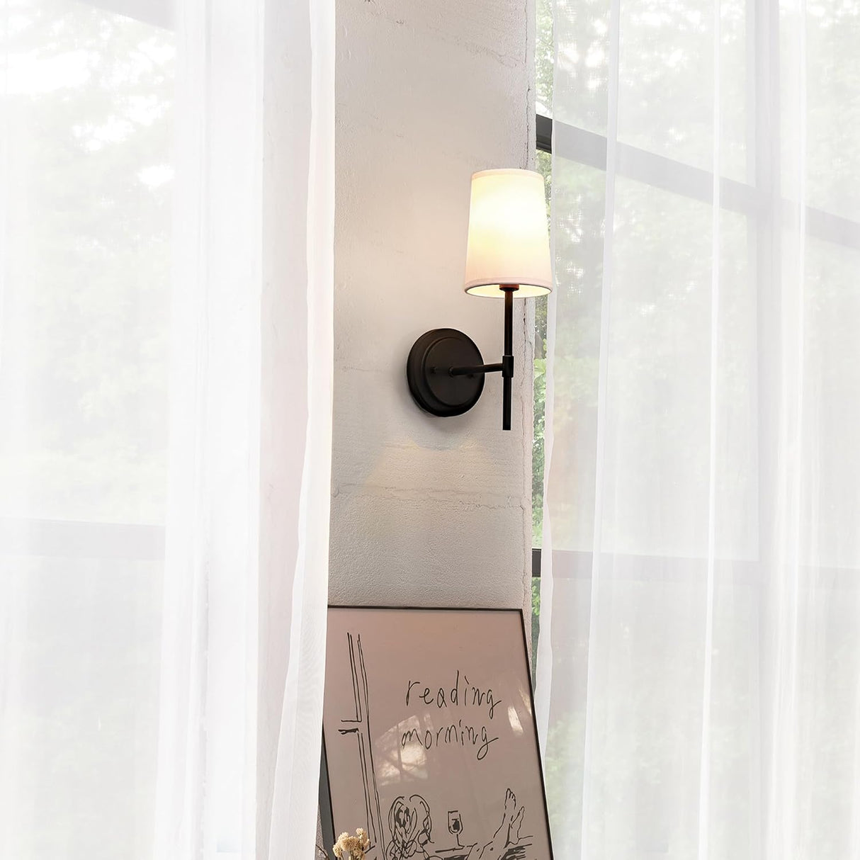 XPRS - Applique murale Clarissa à une lumière Globe Boite ouverte - neuve