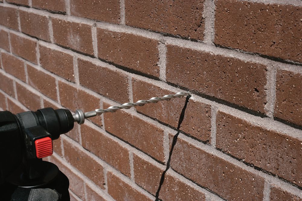 XPRS - Attache murale hélicoïdale Heli-Tie ™ 3/8" (unité)