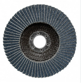 Disque à lamelles abrasives avec support central renforcé, conçu pour le ponçage et l’ébavurage des surfaces métalliques et des matériaux composites.