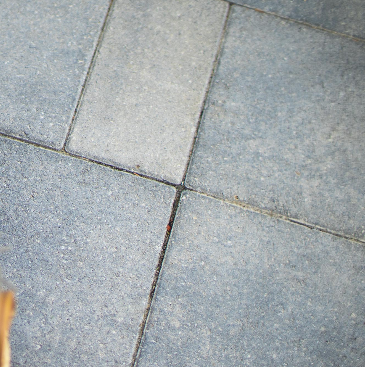 Dalle Urbania modulaire 50mm charbon (148/pal) prix au pied carré