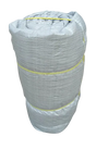 Bâche isolante - 12 pi X 20 pi enroulée, résistante et conçue pour l'isolation et la protection.