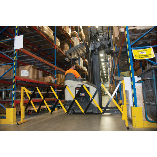 Expandable Gate, 37" H x 11' L, Black/Yellow - SDK990
