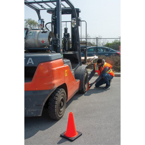 Premium Traffic Cone, 18", Orange - SEB769