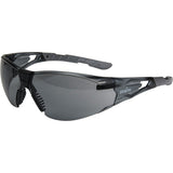 Lunettes de sécurité série Z2900, Lentille Grise/fumée, Anti-égratignures, ANSI Z87+/Répond ou surpasse la norme CSA Z94.3 - SGQ758