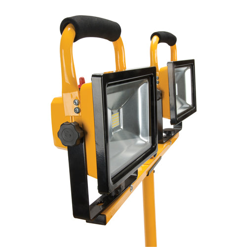 Double floodlight, LED, 40 W, 4800 lumens, Aluminum housing - XG817
